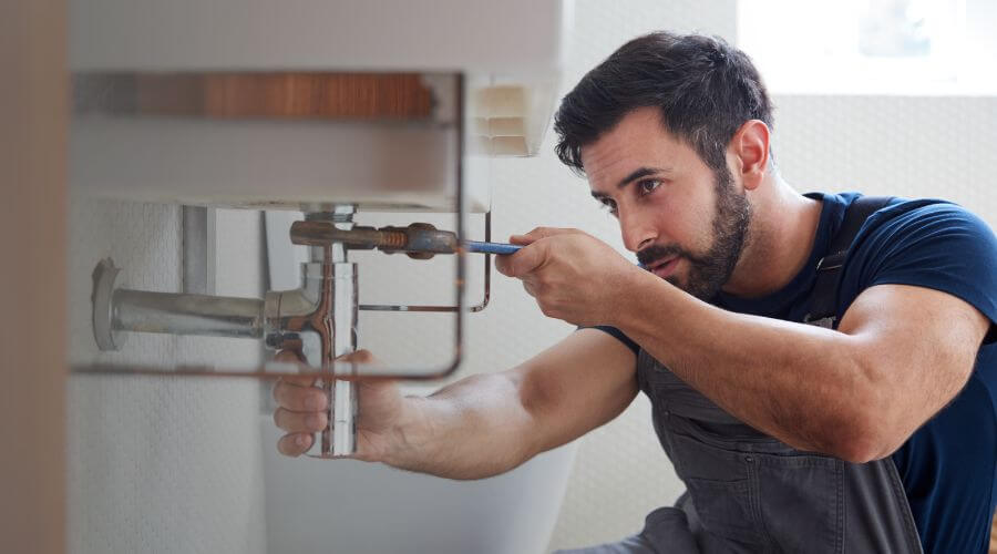 Hot water issue at sink in Fordsville, KY